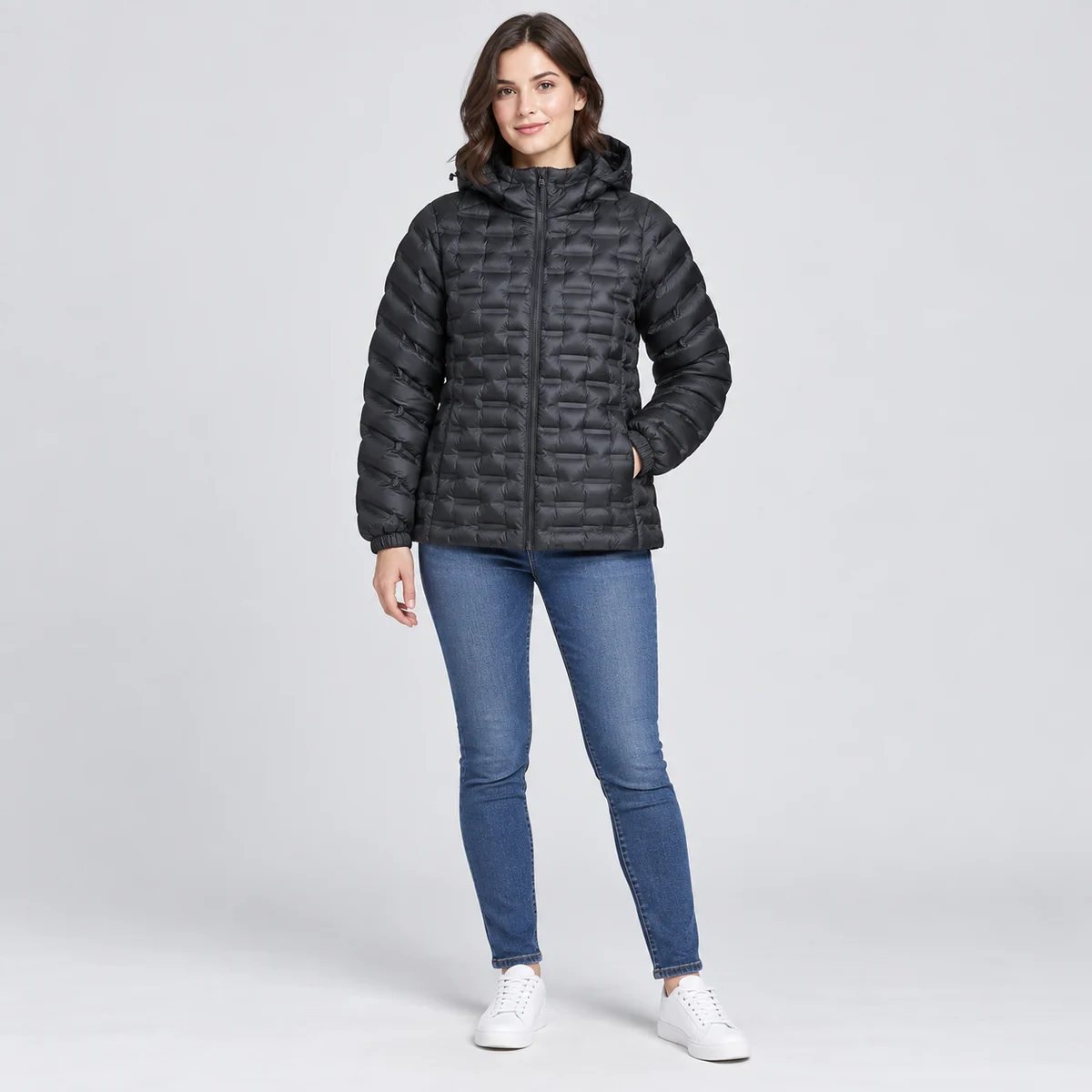 Casaca Impermeable in Peru: Waterproof Padded Jacket Options for Rainy and Cool Markets